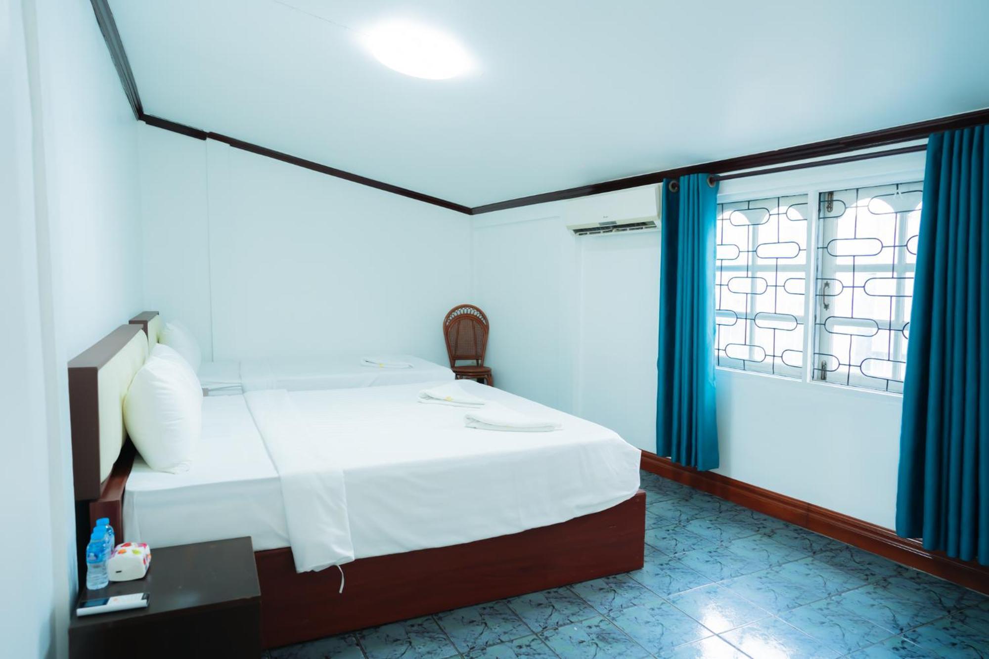 Vientiane Ruby Riverside Hotel Exteriör bild