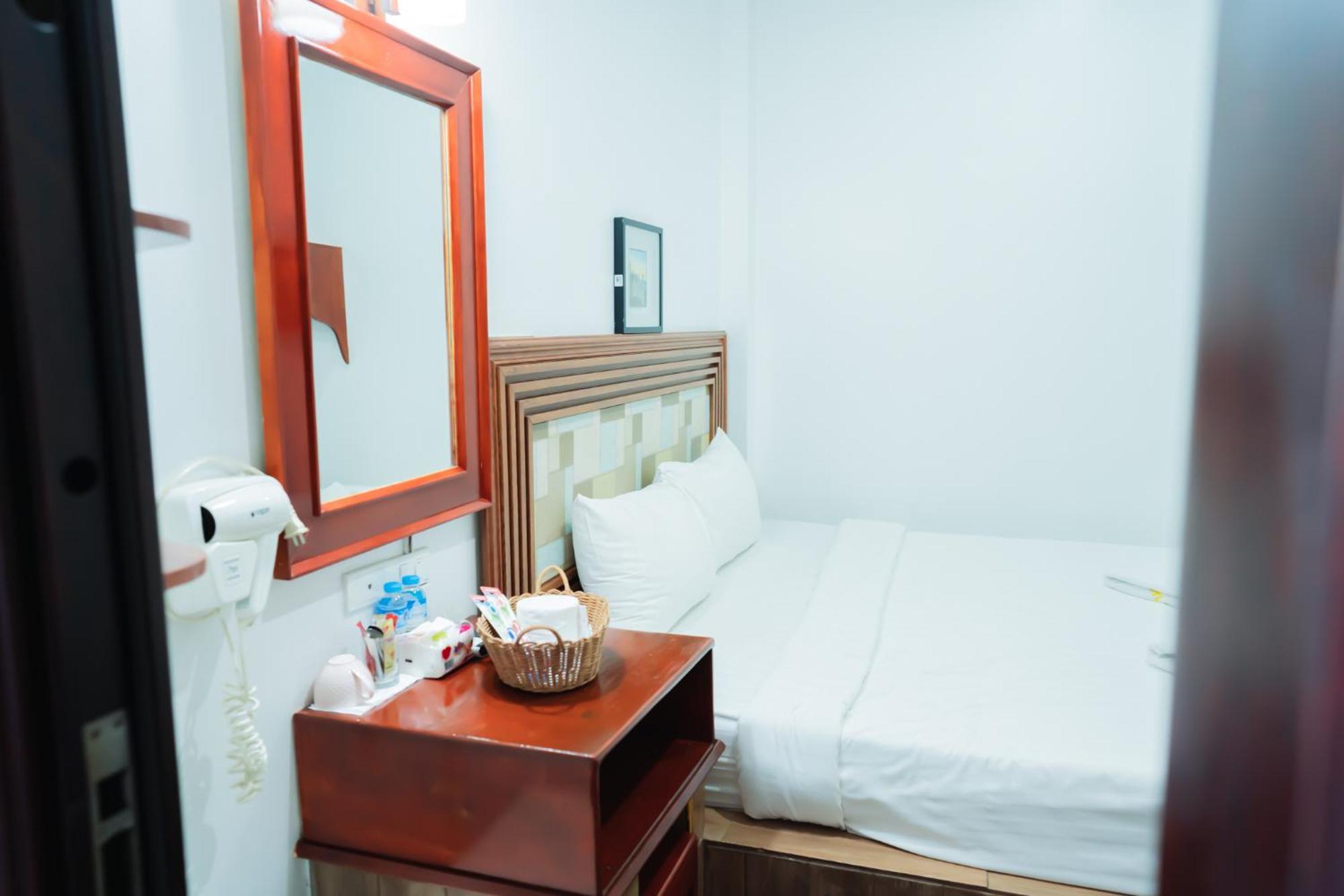 Vientiane Ruby Riverside Hotel Exteriör bild