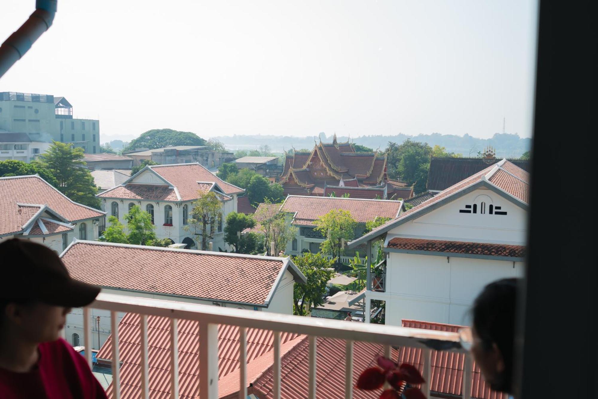Vientiane Ruby Riverside Hotel Exteriör bild